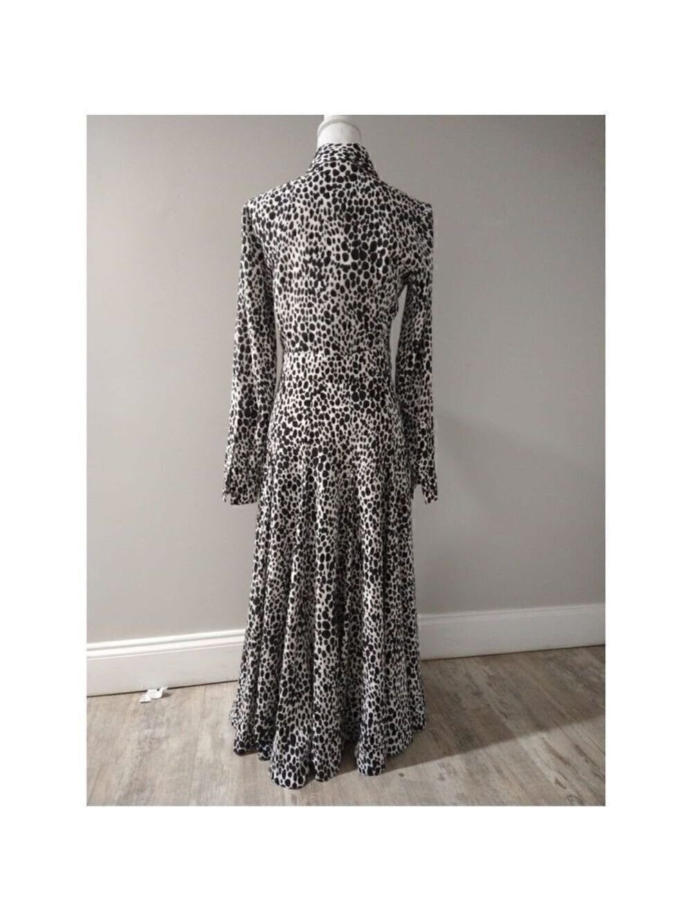 Michael kors collection Black and White Speckled Pony Print Shirtdress Size 4 NW - Picture 3 of 11